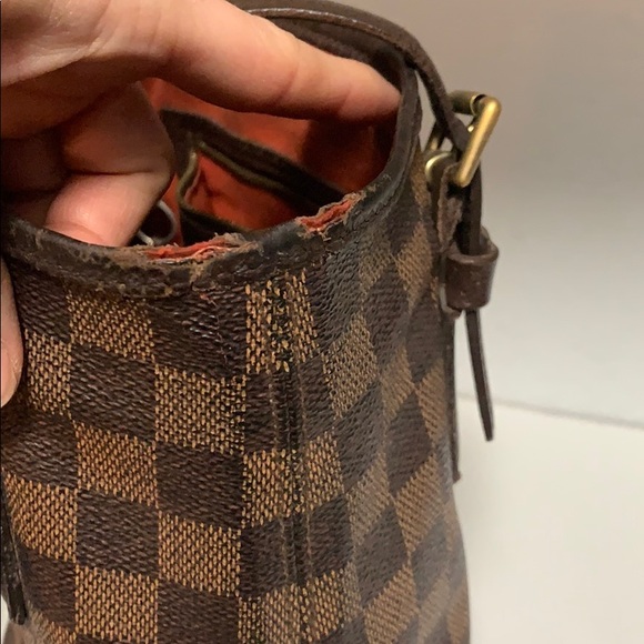 Louis Vuitton Bucket Bag - Picture 3 of 8